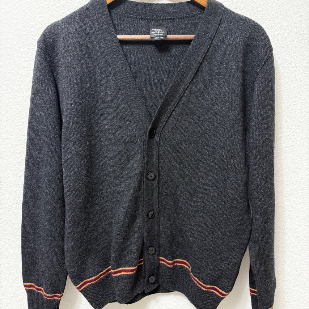 Harry Potter Hogwarts Wool Cardigan Gryffindor Wizarding World Made in Scotland